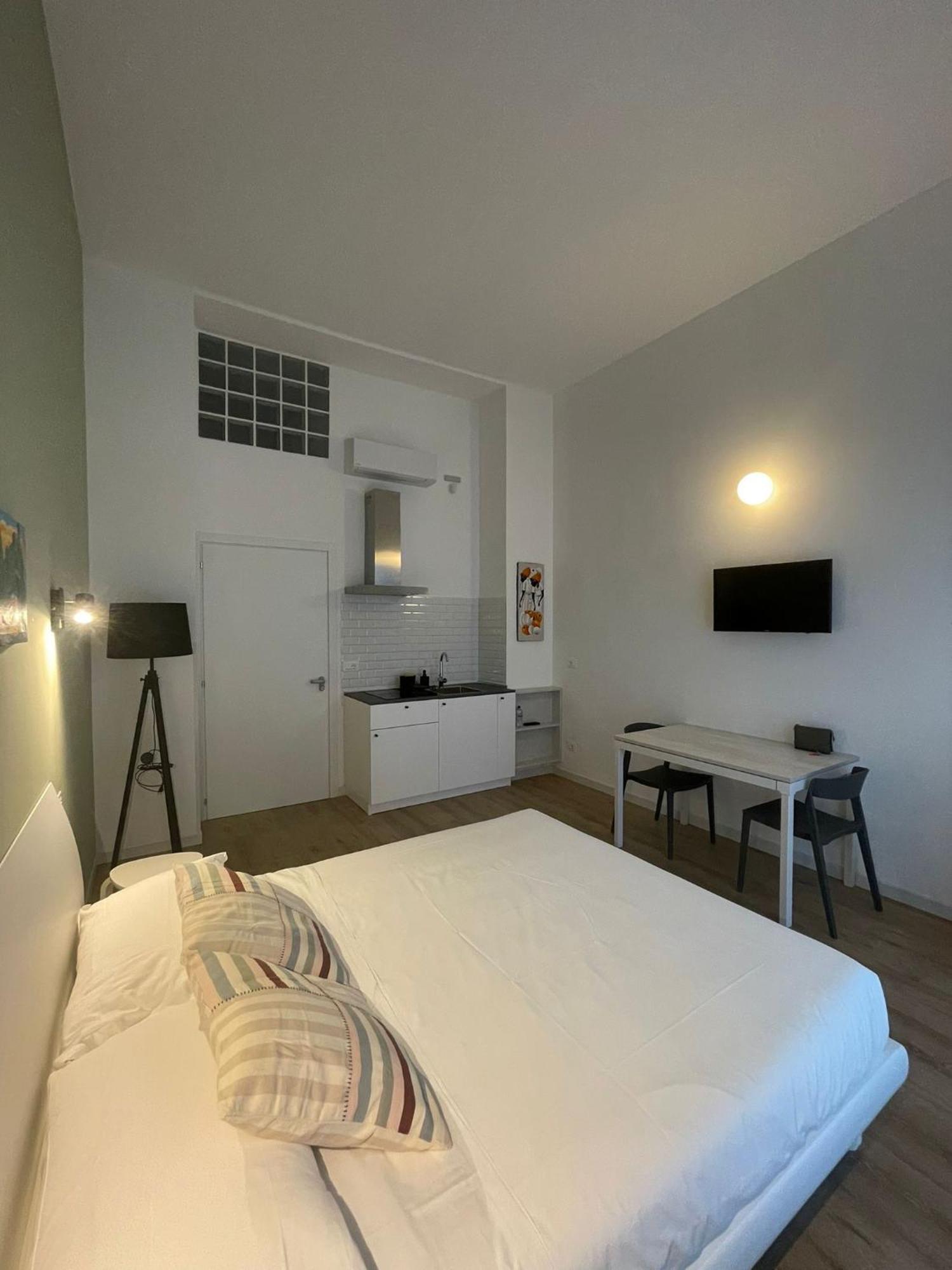 Aloe Comfort Rooms ペスカーラ エクステリア 写真