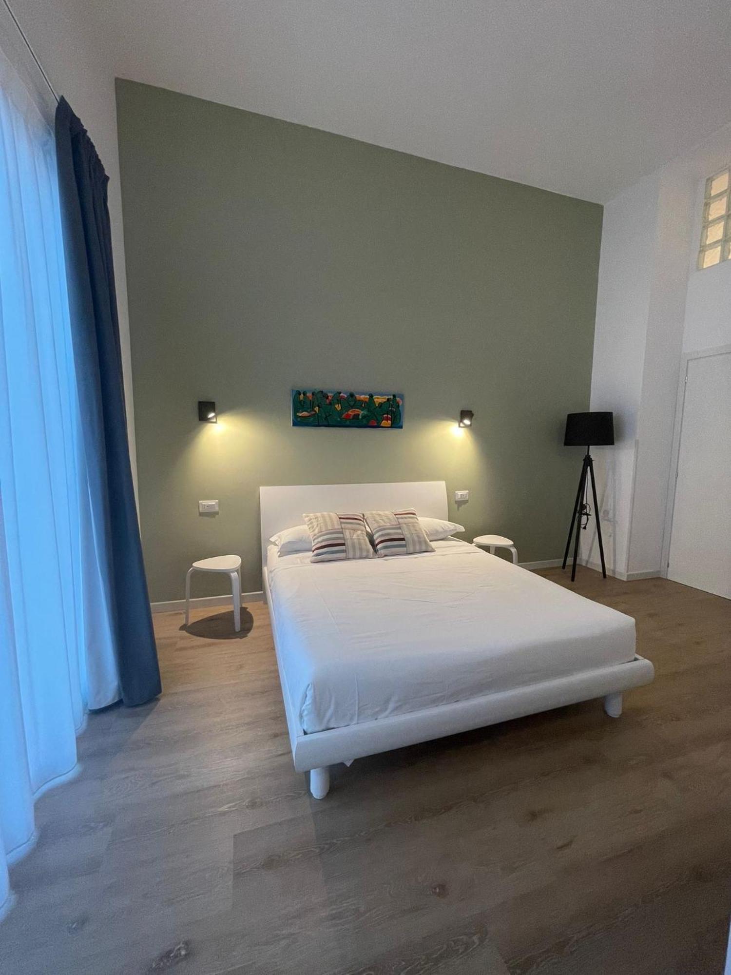 Aloe Comfort Rooms ペスカーラ エクステリア 写真